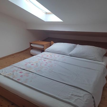 Apartmani Deleut Novi Vinodolski Ngoại thất bức ảnh