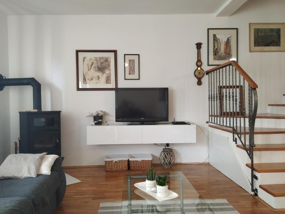 Apartmani Deleut Novi Vinodolski Ngoại thất bức ảnh