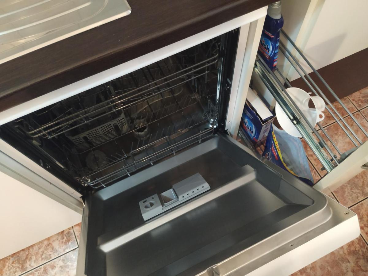 Apartmani Deleut Novi Vinodolski Ngoại thất bức ảnh