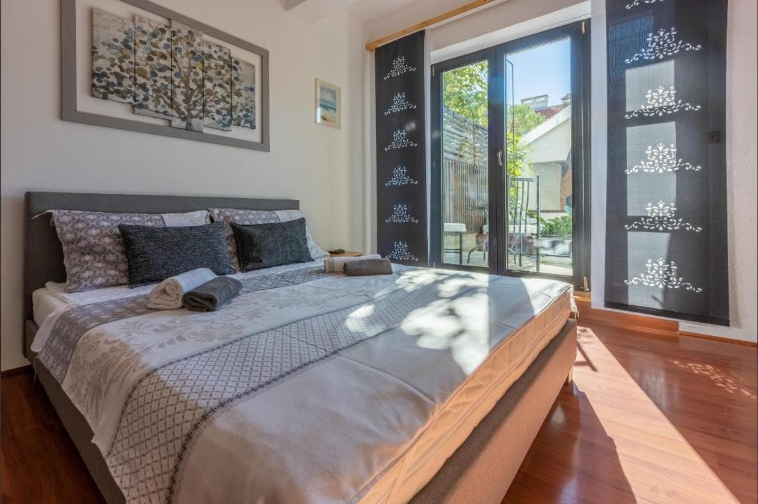 Apartmani Deleut Novi Vinodolski Ngoại thất bức ảnh